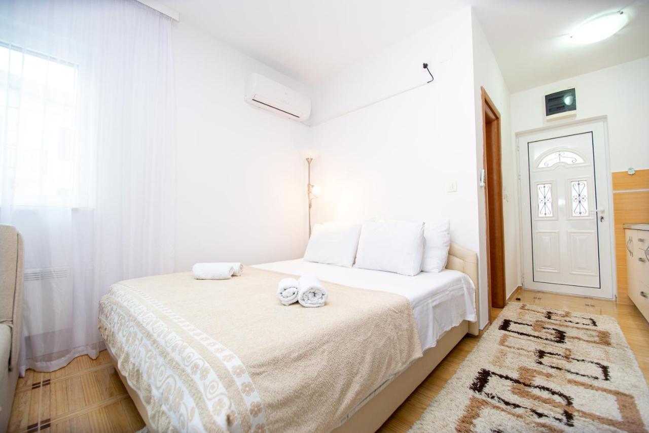 Mejic Apartments Котор Екстериор снимка