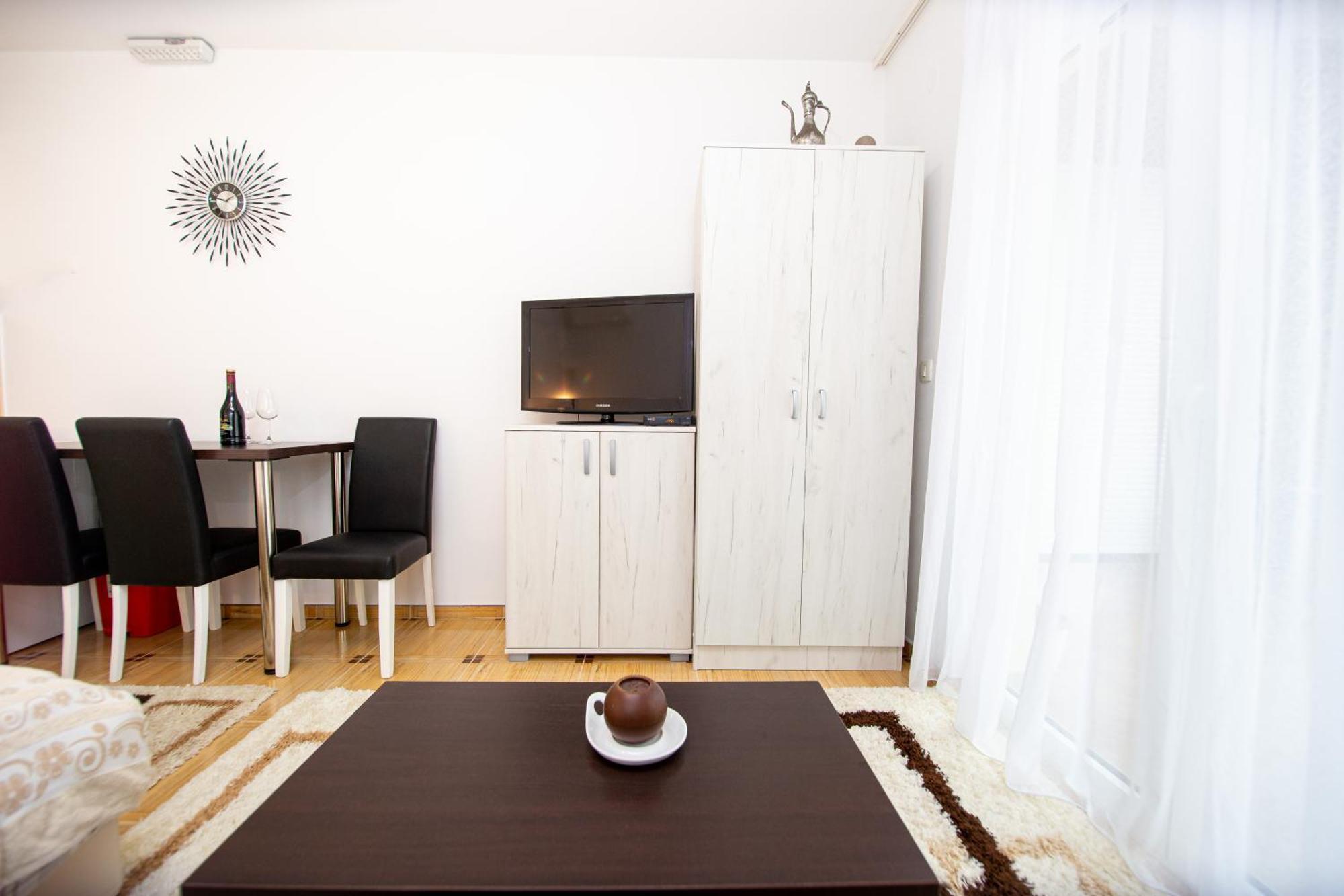 Mejic Apartments Котор Екстериор снимка