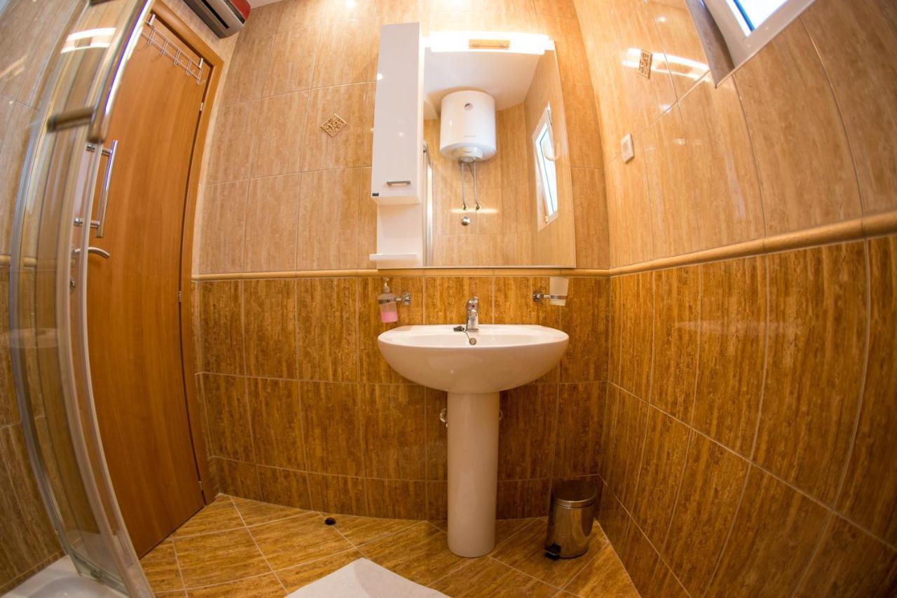 Mejic Apartments Котор Екстериор снимка